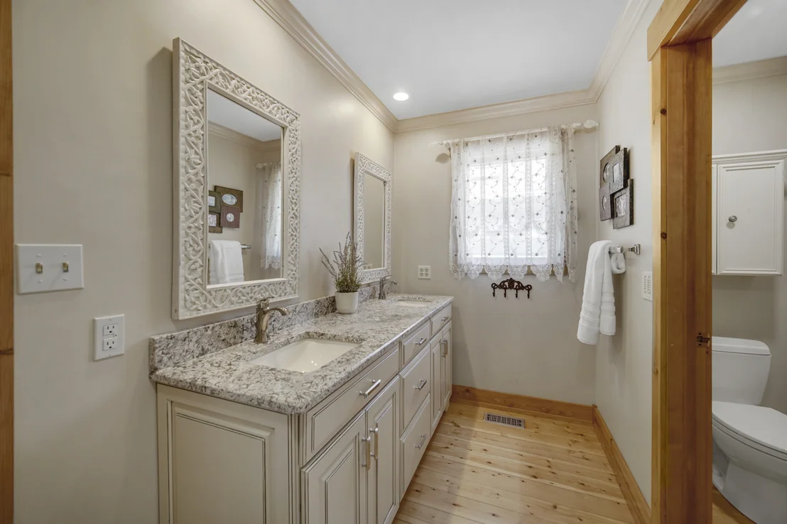 Photo of 224 MAINSAIL Drive