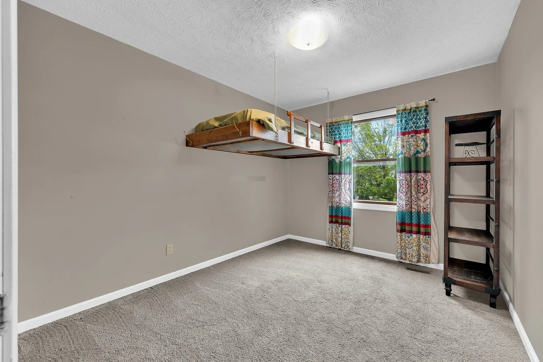 Photo of 302 Carriage Hills Road