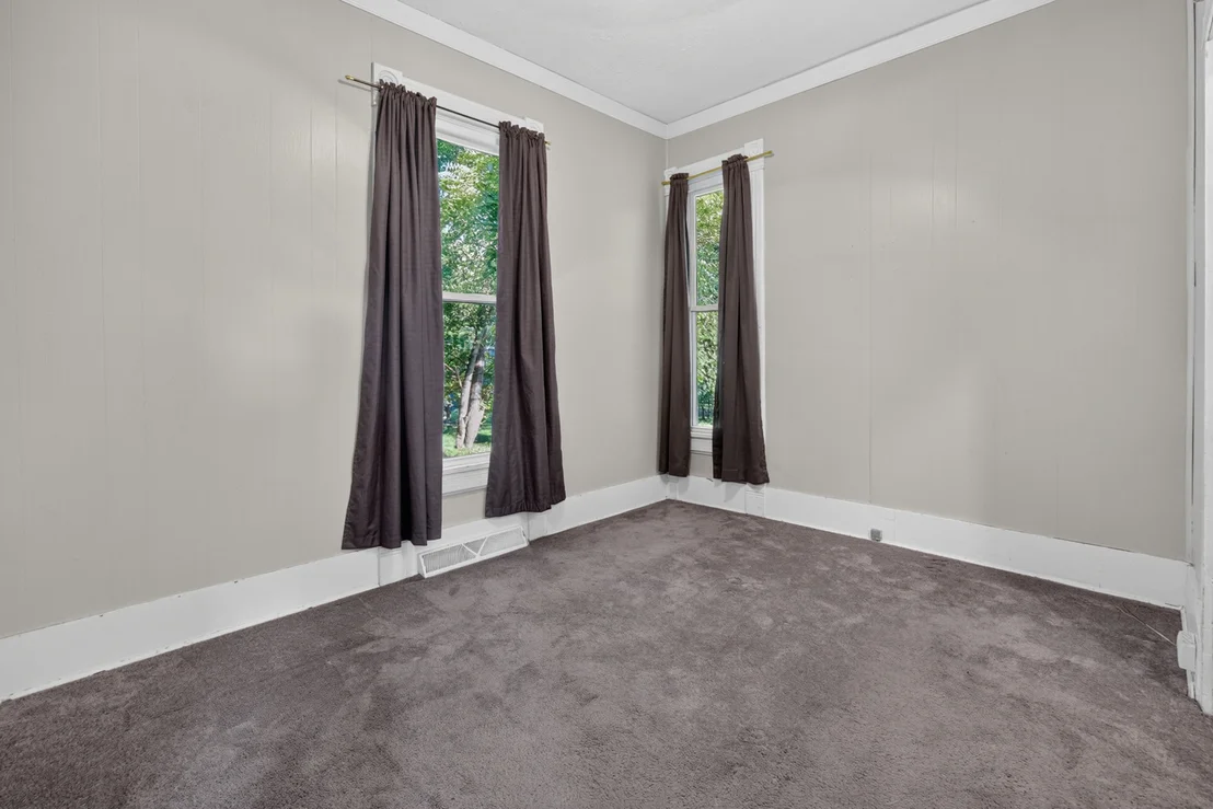 Photo of 306 E Locust Street