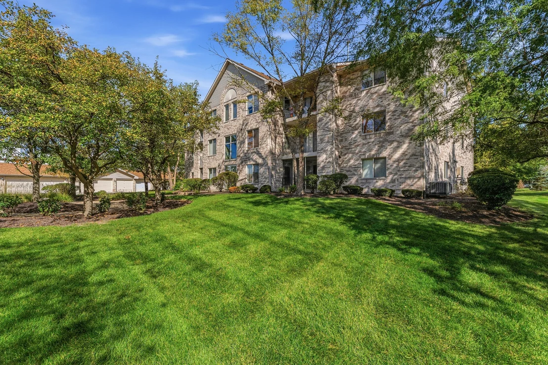 Photo of Unit 2D at 6845 Forestview Drive