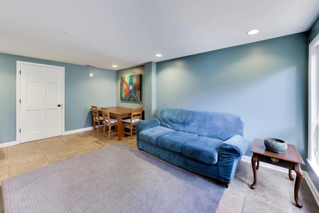 Photo of 2711 Elgin Road