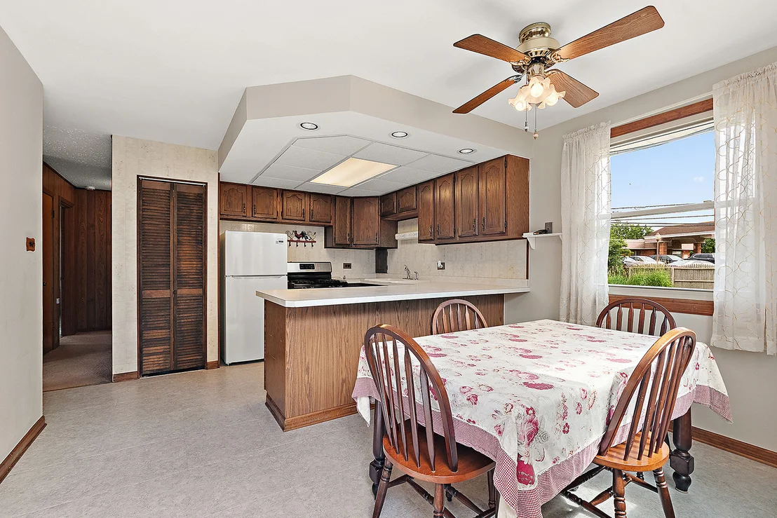 Photo of 5547 Fairway Drive