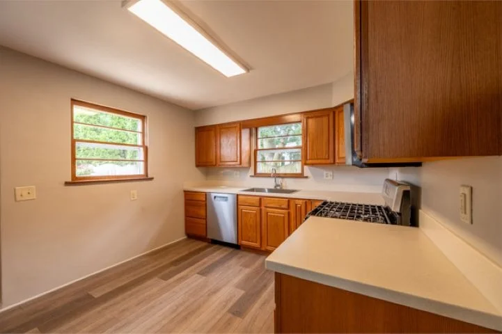 Photo of 539 Central Avenue