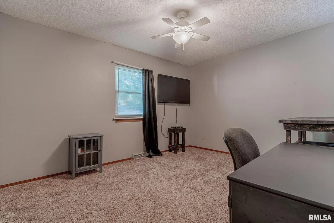 Photo of 136 Donoho Drive