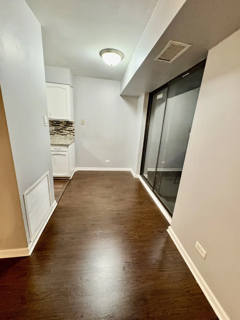 Photo of Unit 409 at 701 Forum Square