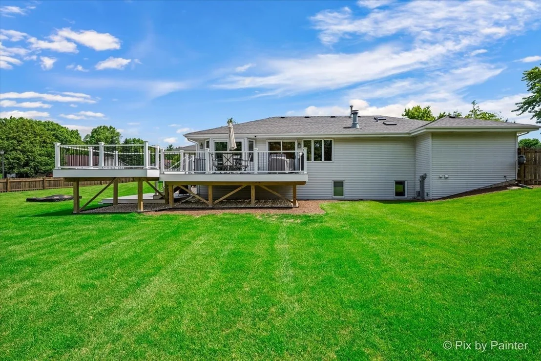 Photo of 7585 Derby Close