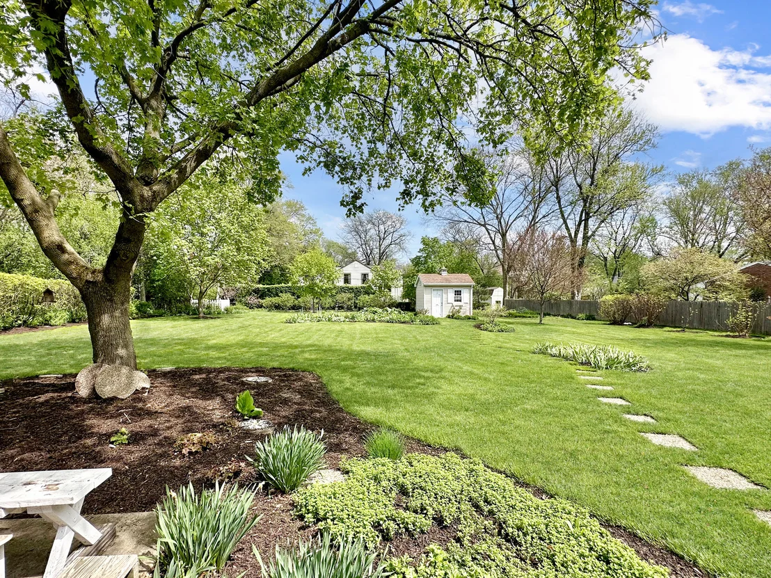 Photo of 1319 Bunker Avenue