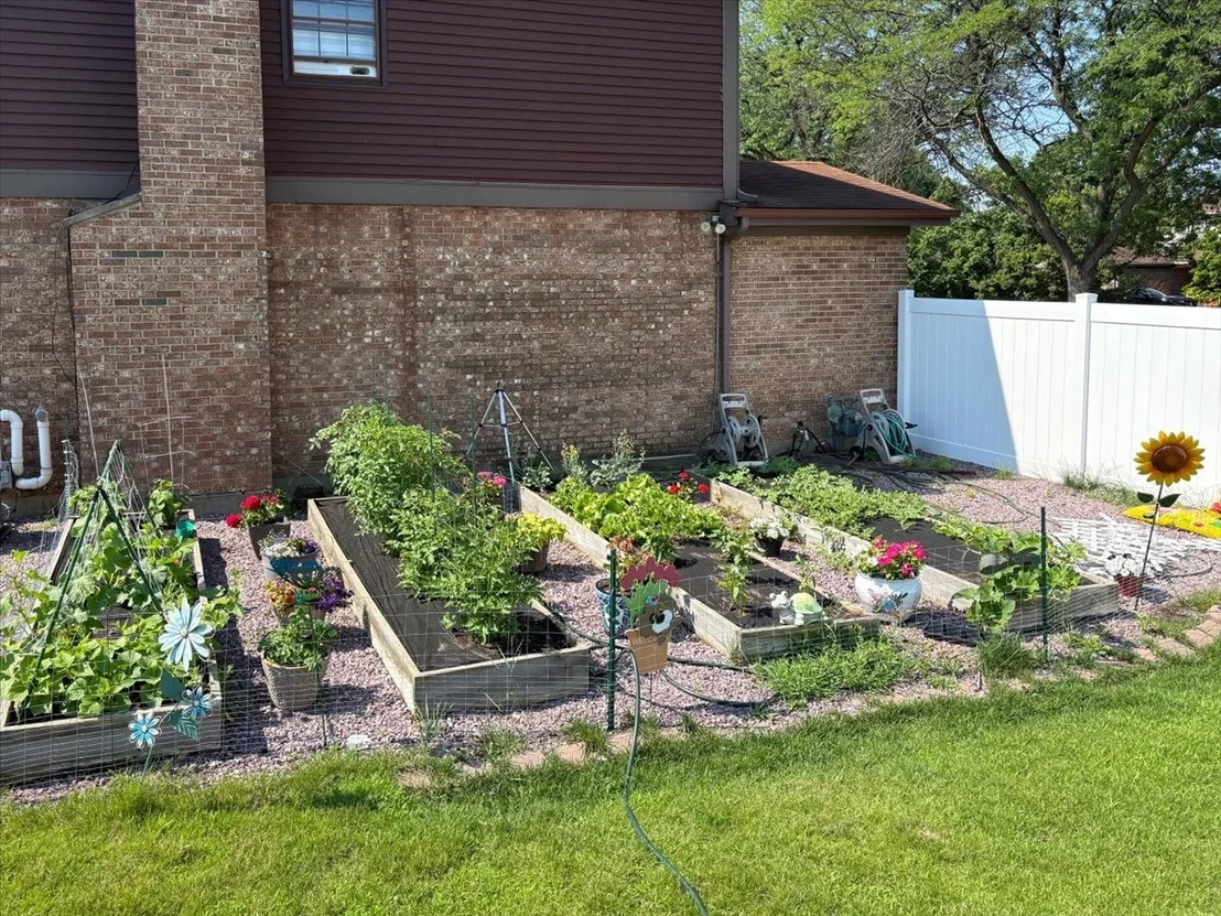Photo of 805 Sutton Drive