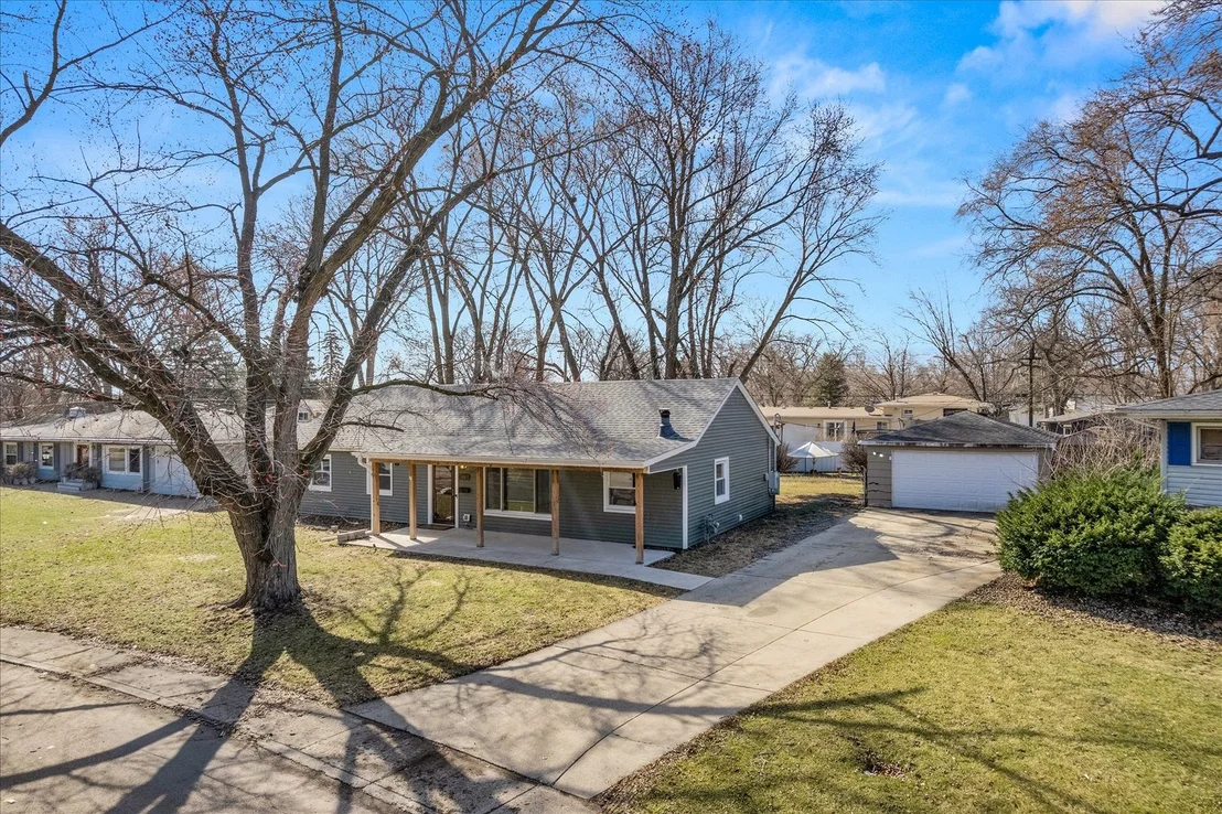 Photo of 25 Seneca Drive
