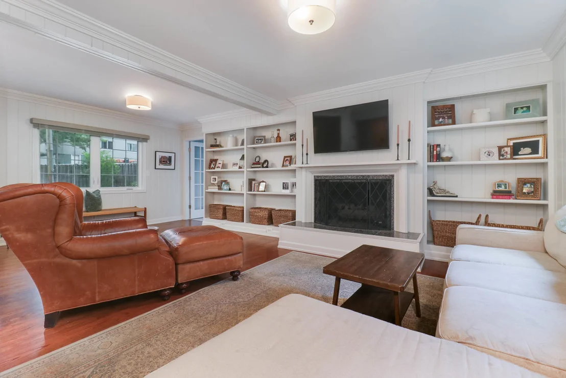 Photo of 206 Fleetwood Drive