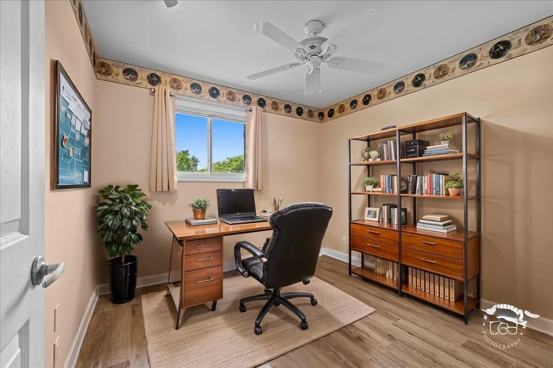 Photo of 220 Edgehill Drive