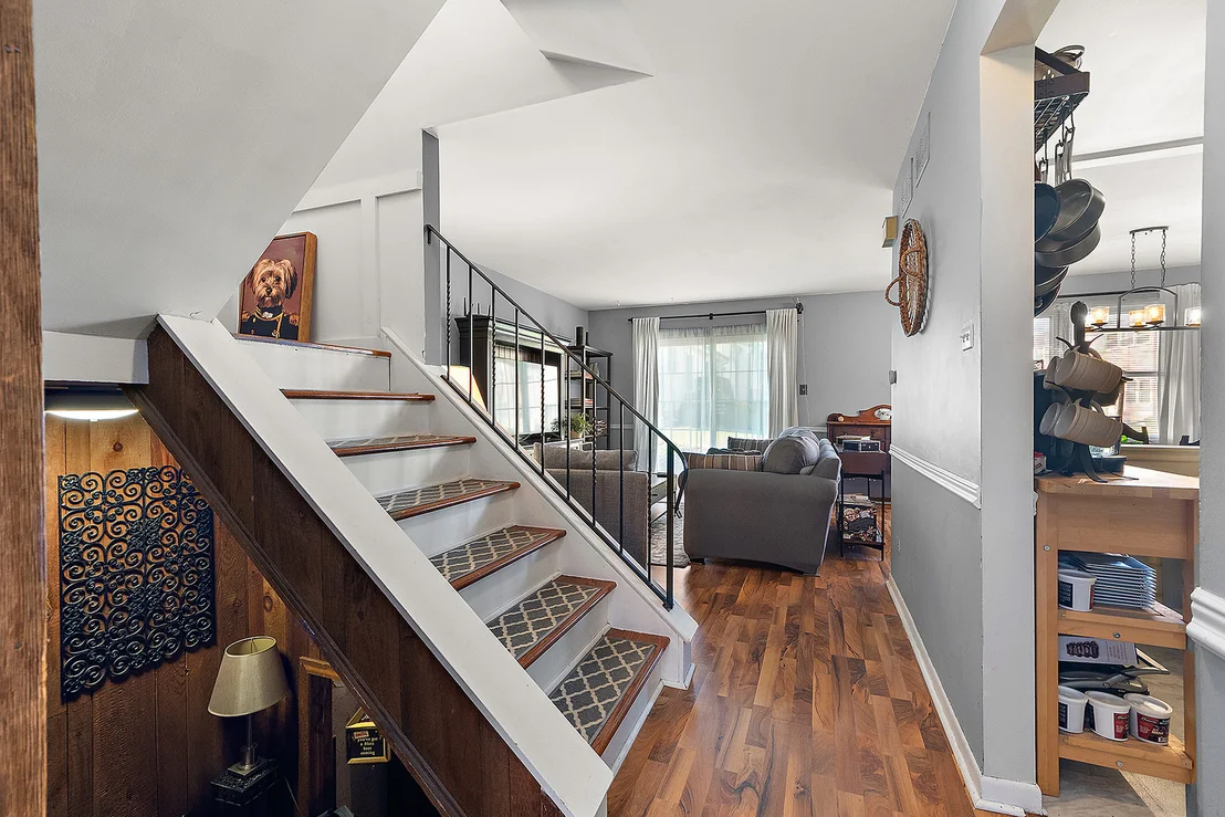 Photo of 6838 Winston Drive