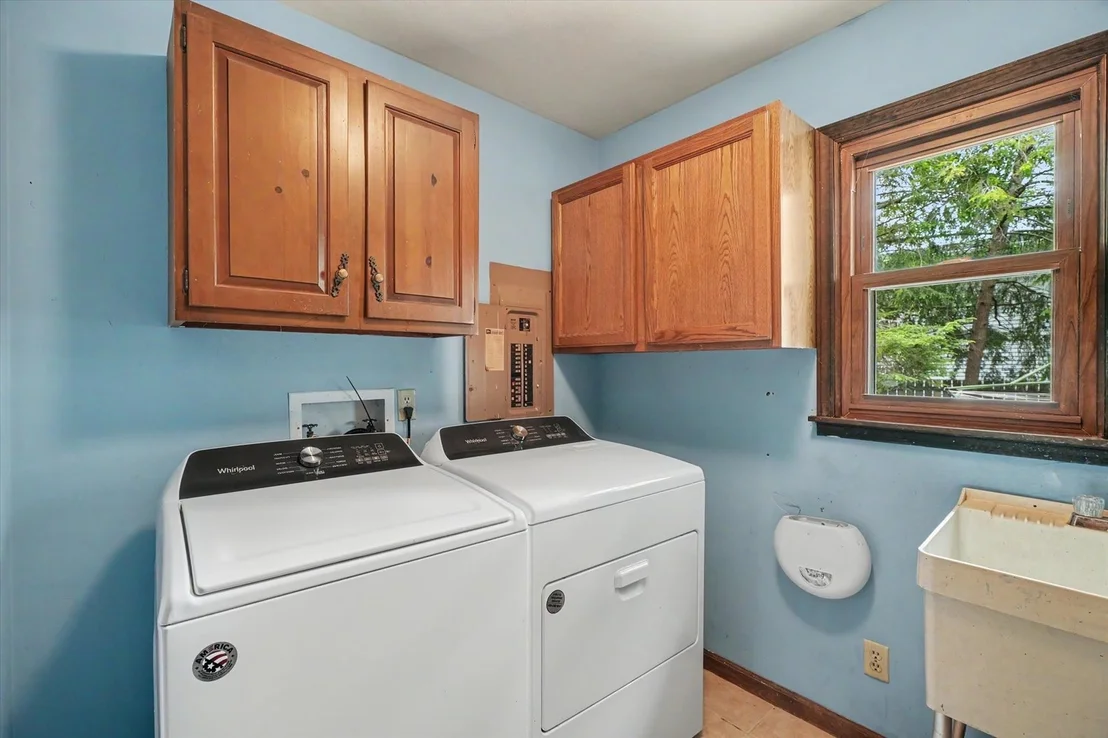 Photo of 204 E Willard Street