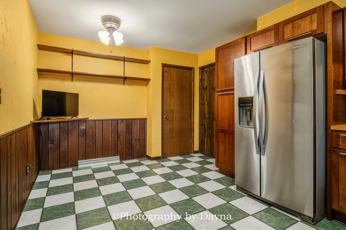 Photo of 913 Southgate Road