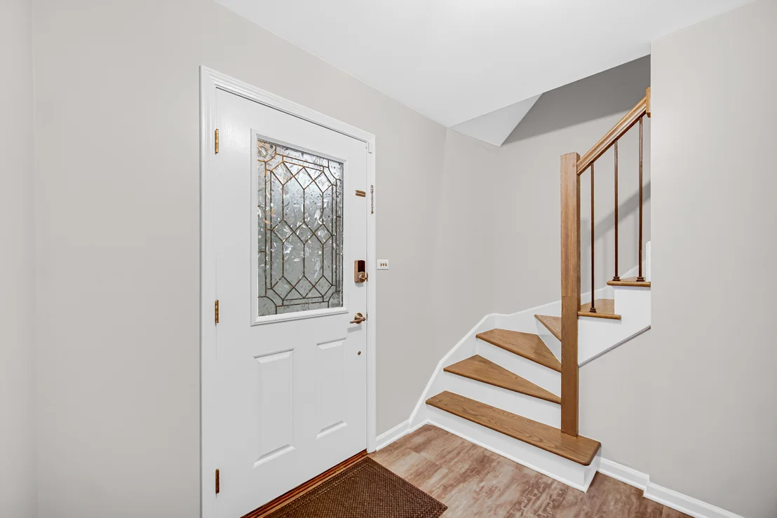 Photo of 910 KNIGHTSBRIDGE Lane