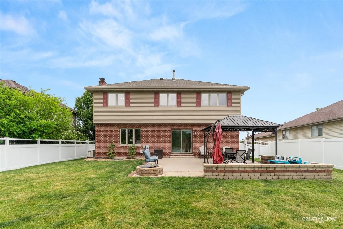 Photo of 610 High Grove Drive