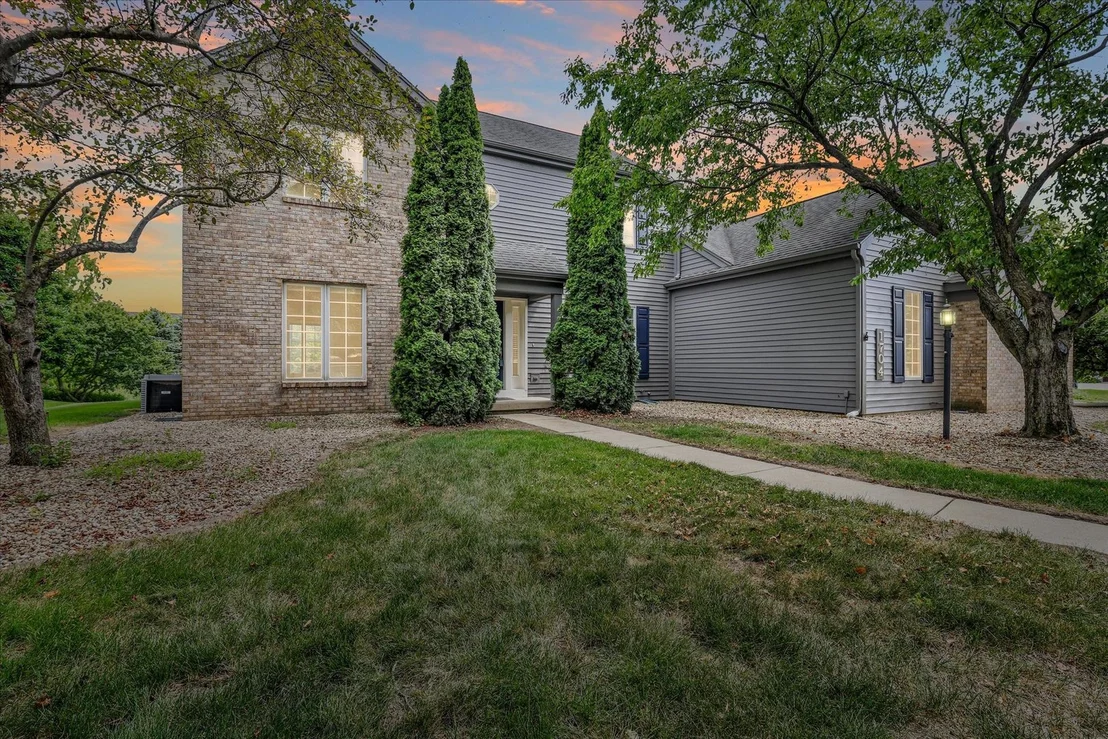 Photo of 1704 Bentbrook Drive