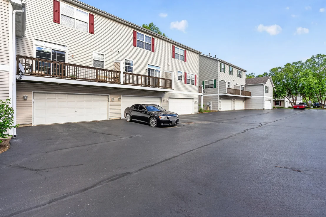 Photo of 2325 Graystone Drive