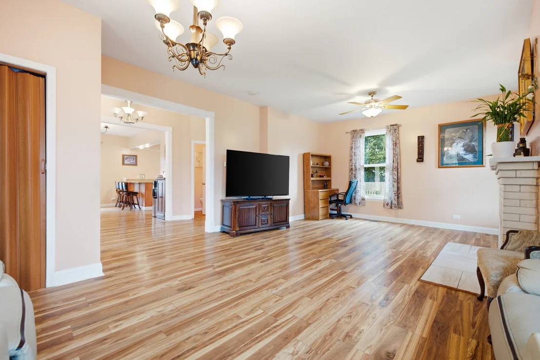 Photo of 459 N Spring Street