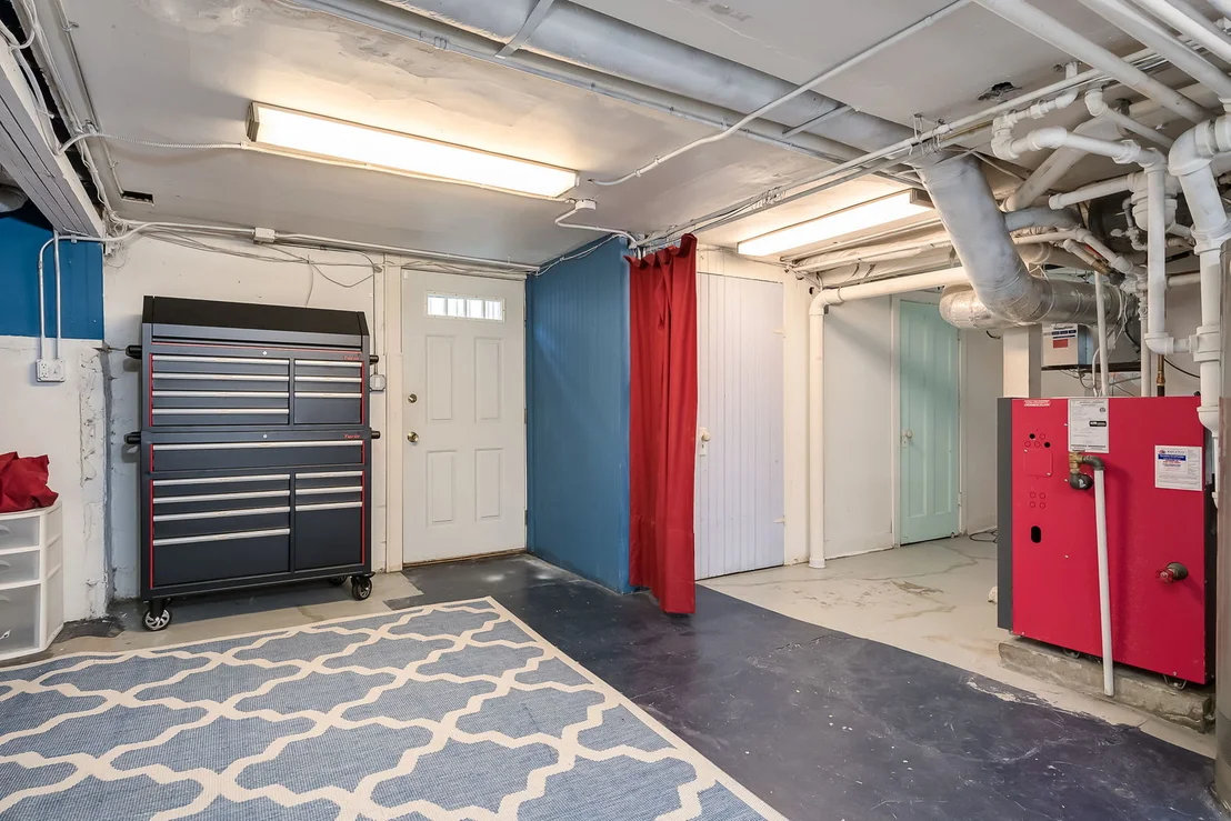 Photo of 735 Clinton Place