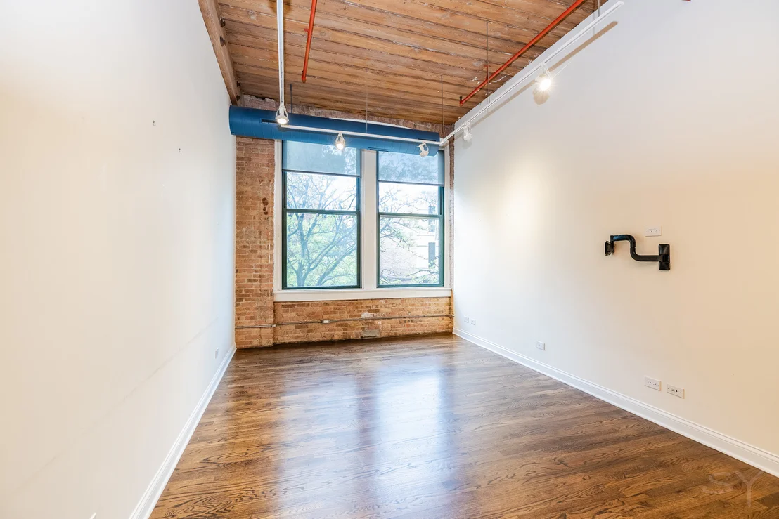 Photo of Unit 2G at 1327 W Washington Boulevard
