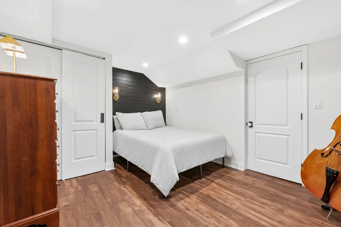 Photo of 579 Hill Terrace