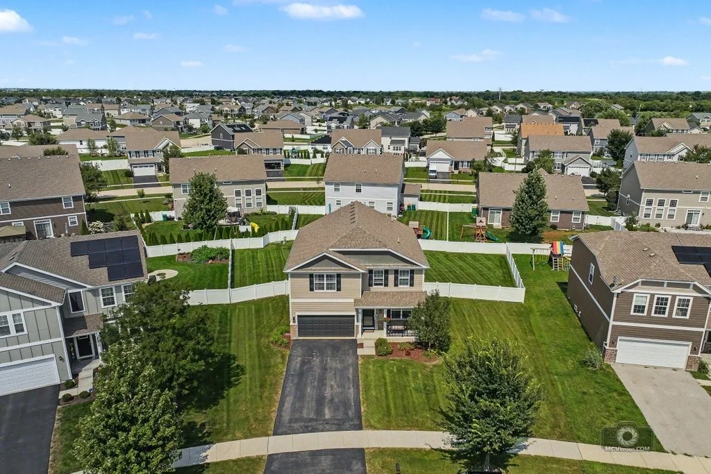 Photo of 25450 W Ryan Lane