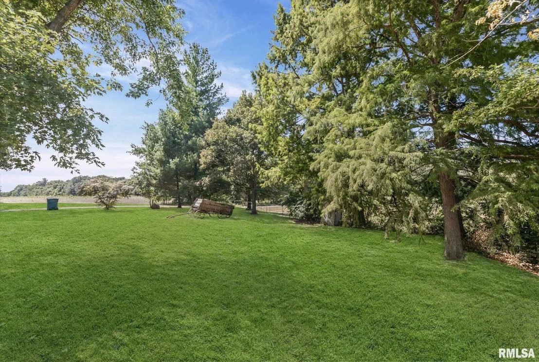 Photo of 520 DEERFIELD Road