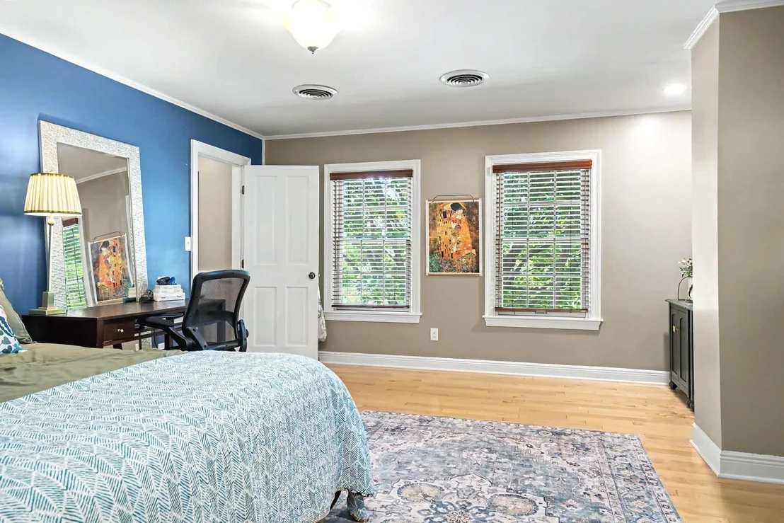 Photo of 2801 Valley Brook Drive