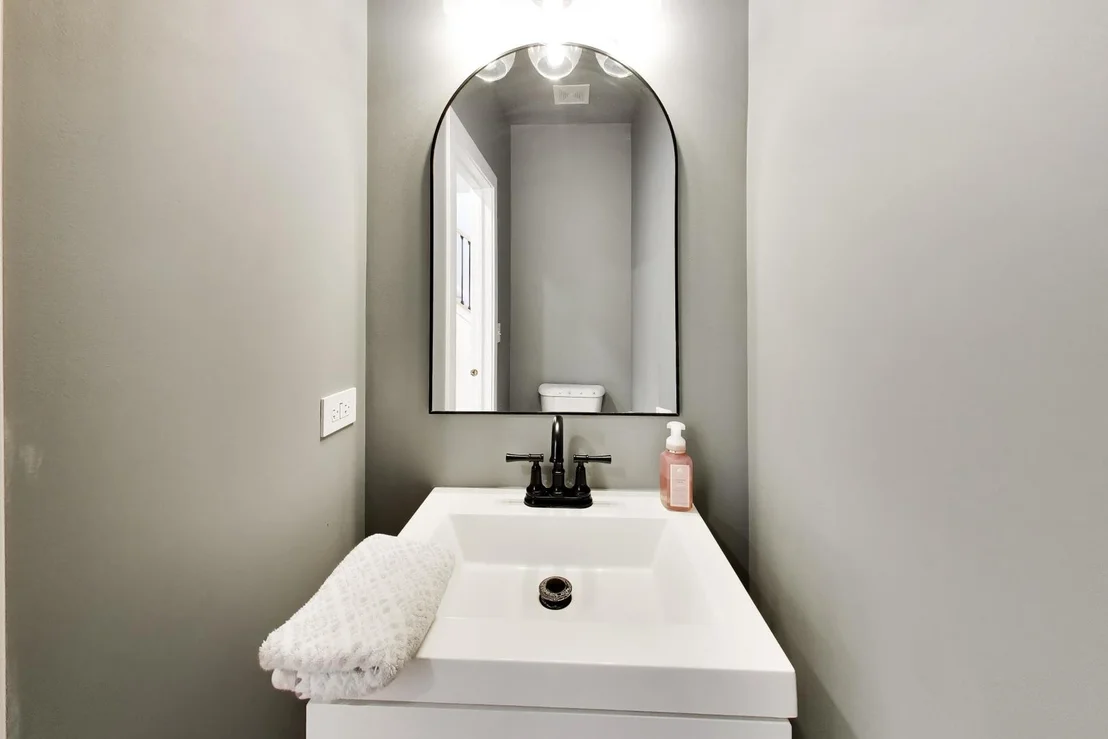 Photo of 17576 Gilbert Drive