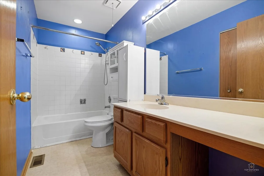 Photo of 513 Eastwick Lane