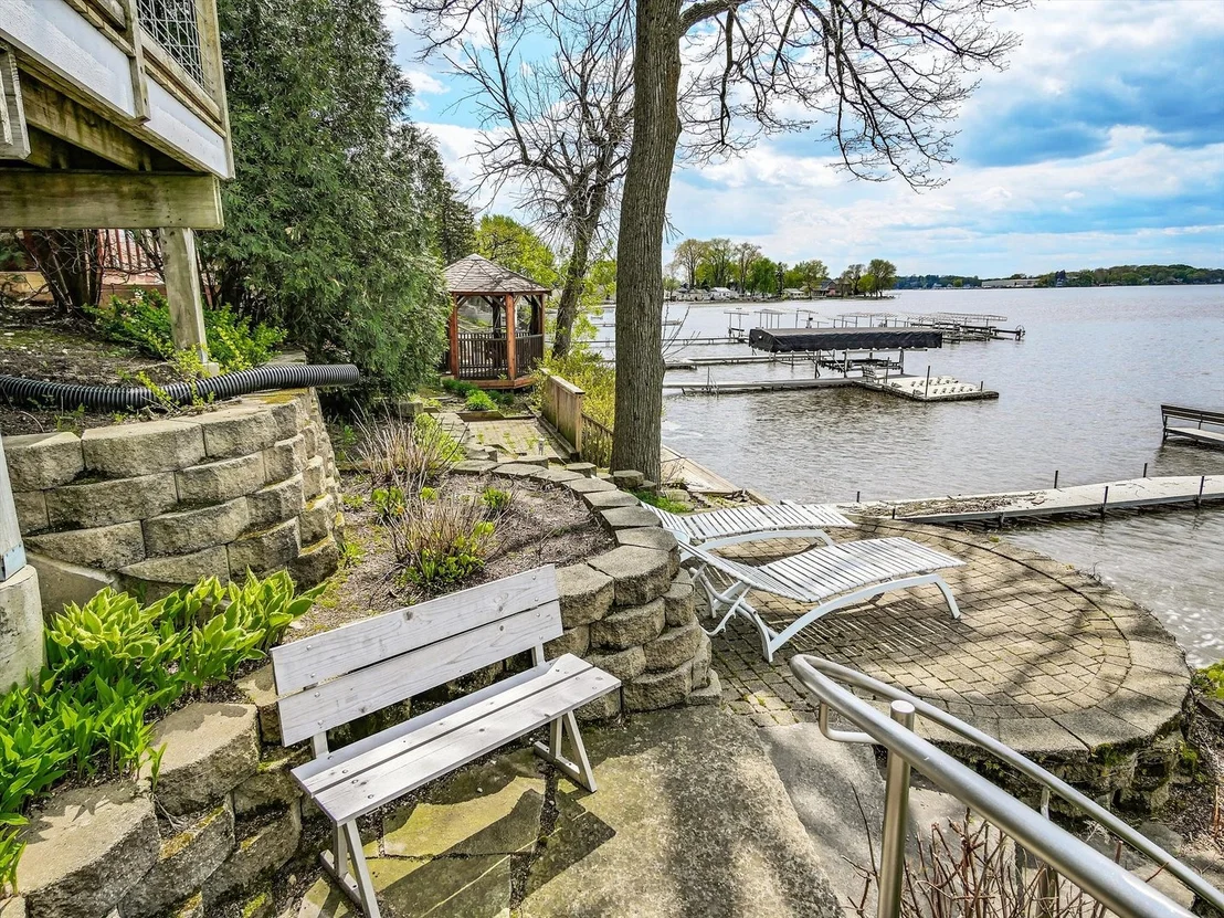 Photo of 140 Eagle Point Road