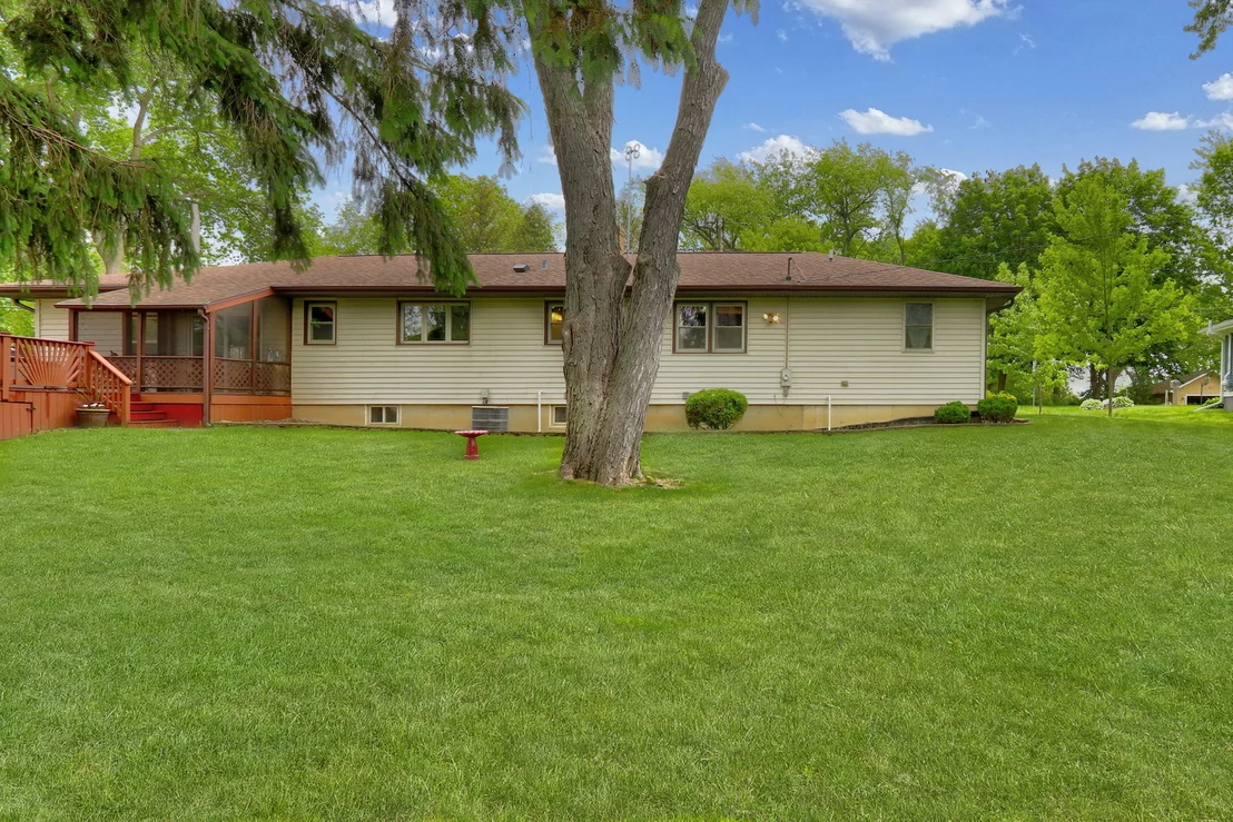 Photo of 2501 S Vaupell Drive