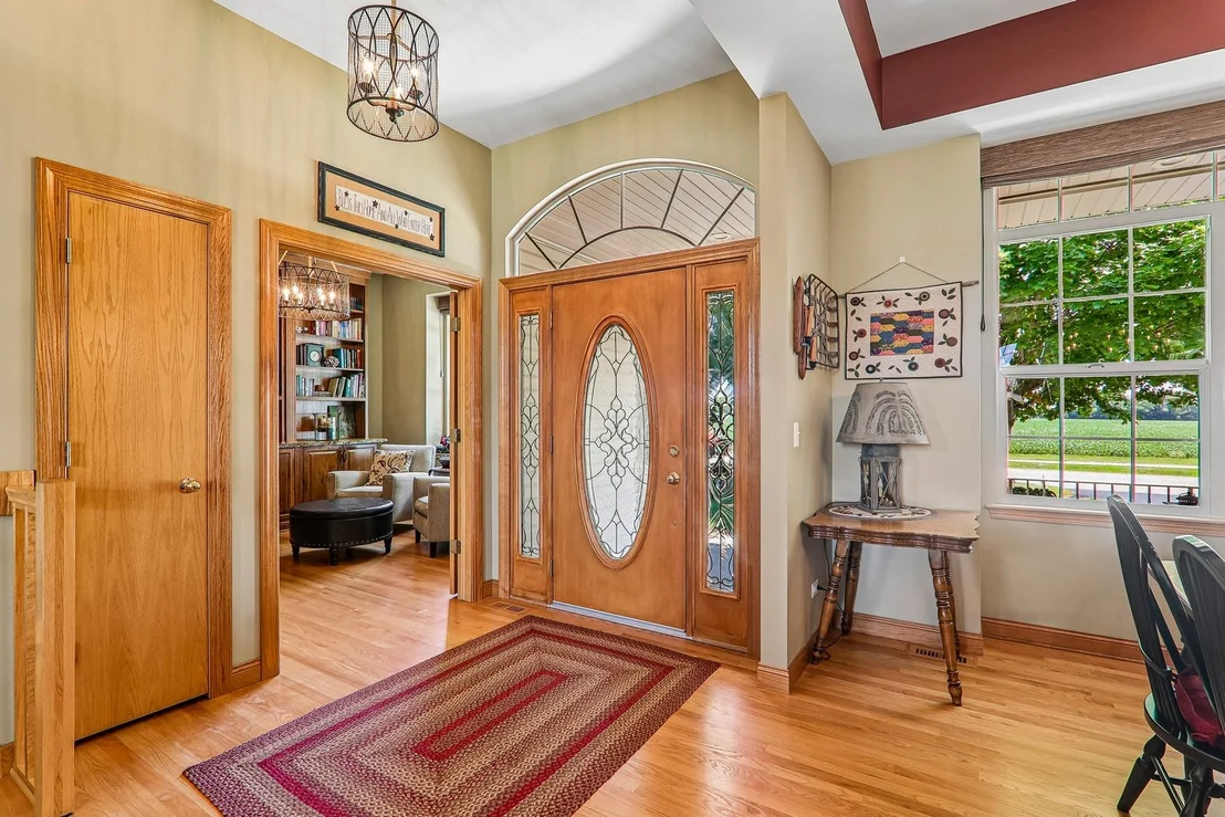 Photo of 5715 Saddle Ridge