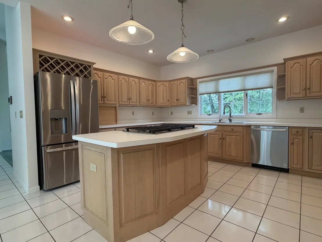 Photo of 2202 Meadows Drive