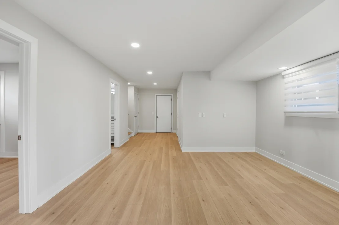 Photo of 136 edgewater Drive