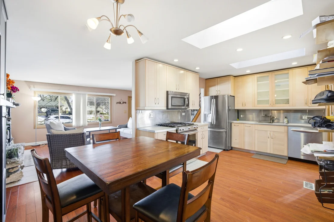 Photo of 7388 Coventry Lane