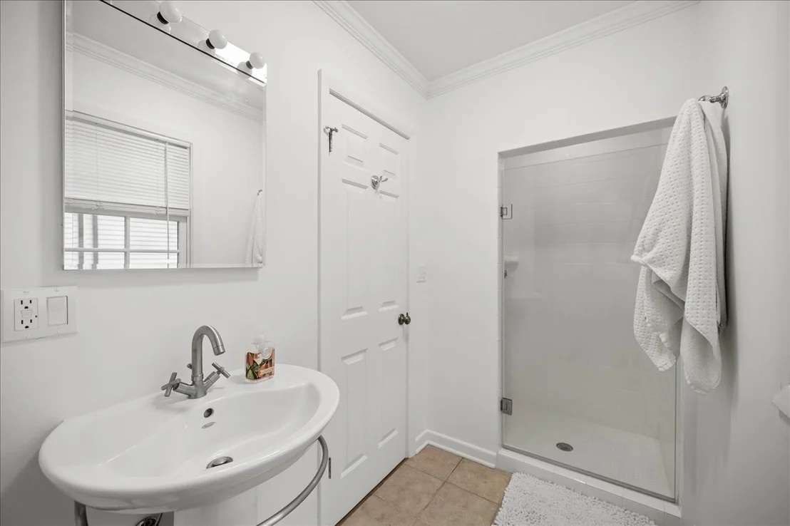 Photo of 1105 Elm Street