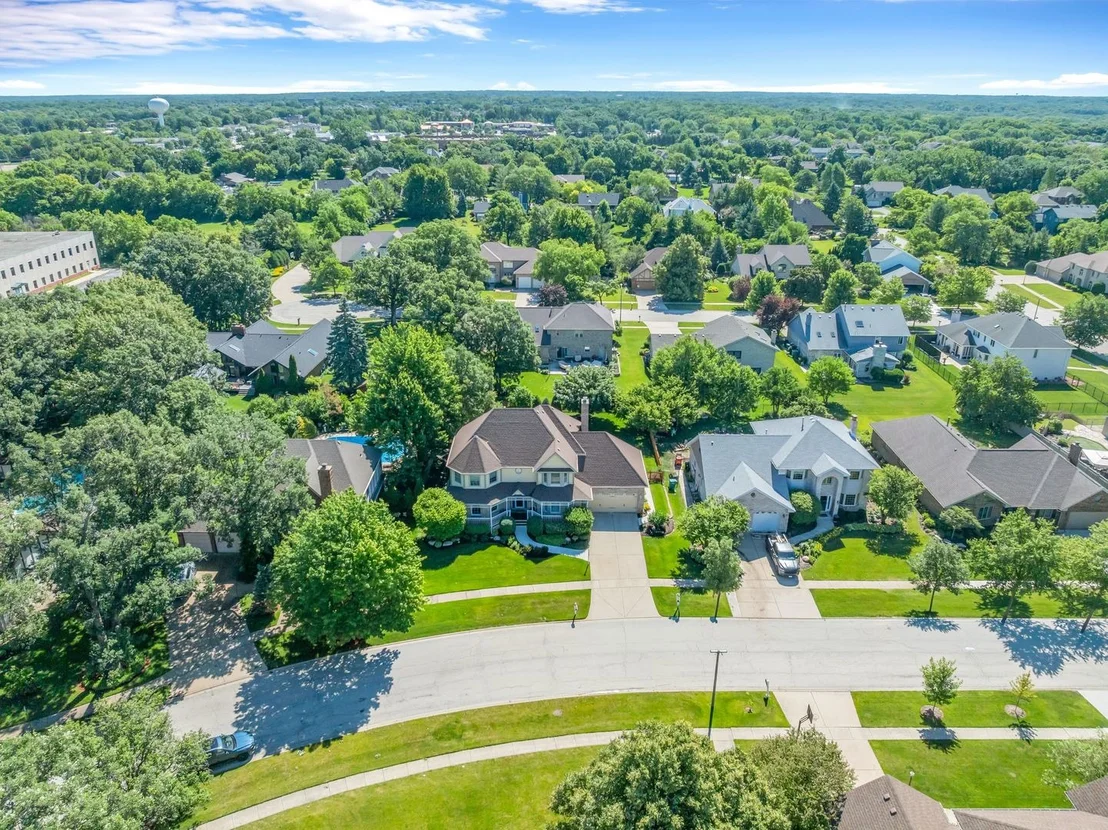 Photo of 1233 Eagle Crest Drive