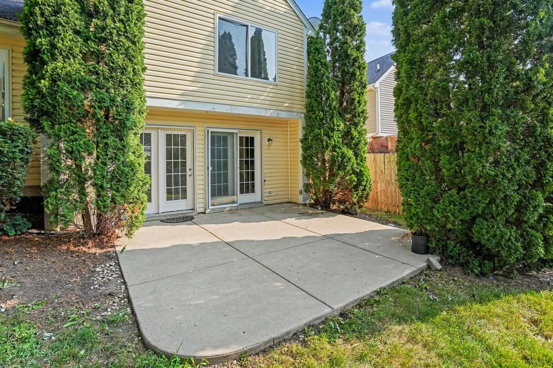 Photo of 1457 Beaumont Circle