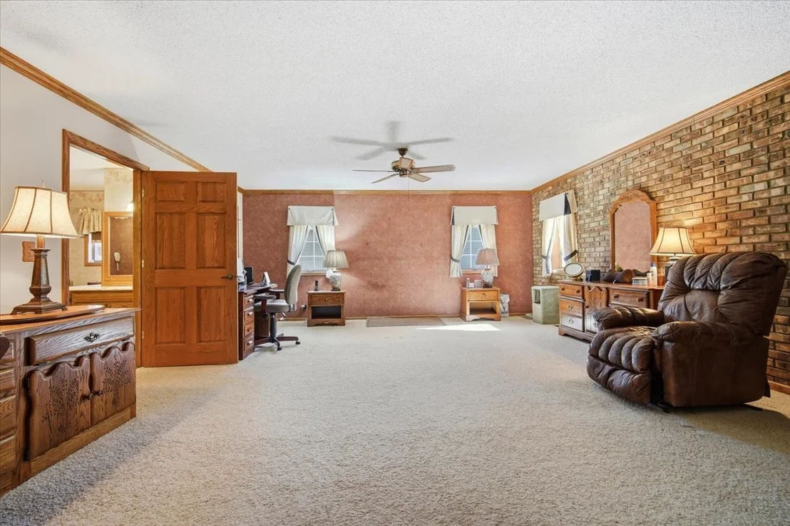 Photo of 2 Breckenridge Drive