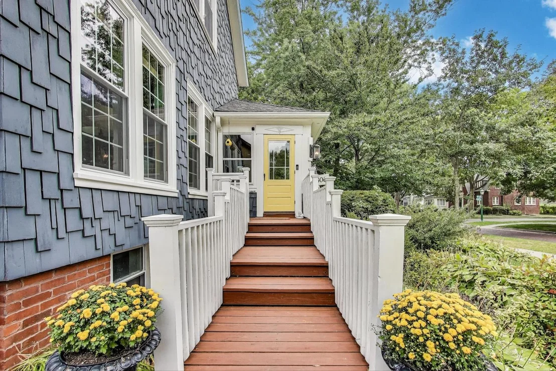 Photo of 1606 Forest Avenue