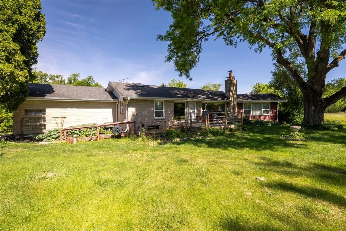 Photo of 6N192 Weber Drive