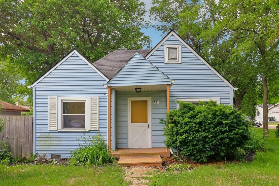 Photo of 121 Beachview Drive