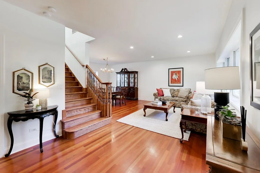 Photo of 1932 Larkdale Drive
