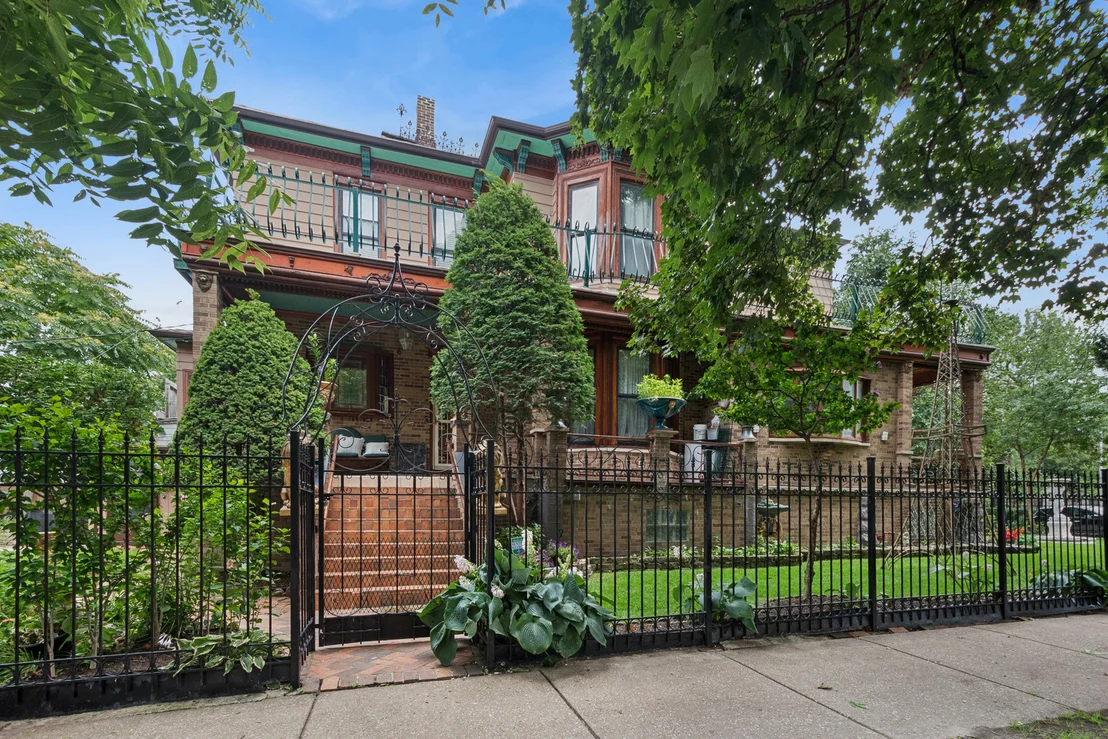 Photo of 2656 W Logan Boulevard