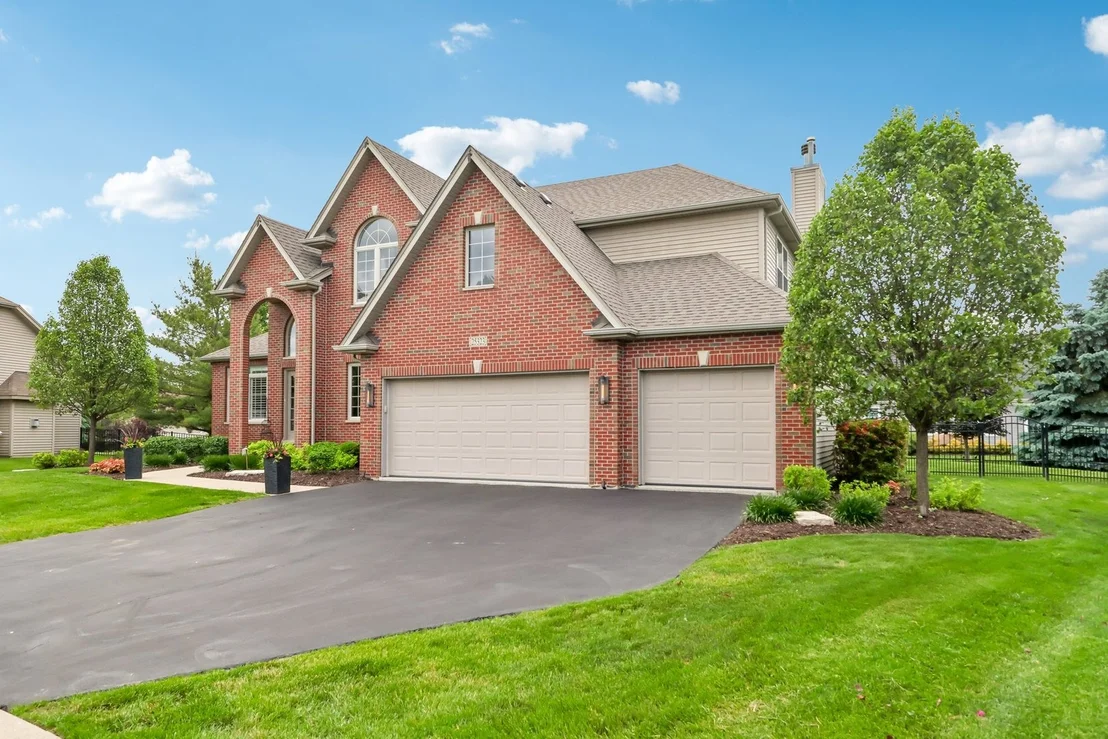 Photo of 25323 WILSON Court