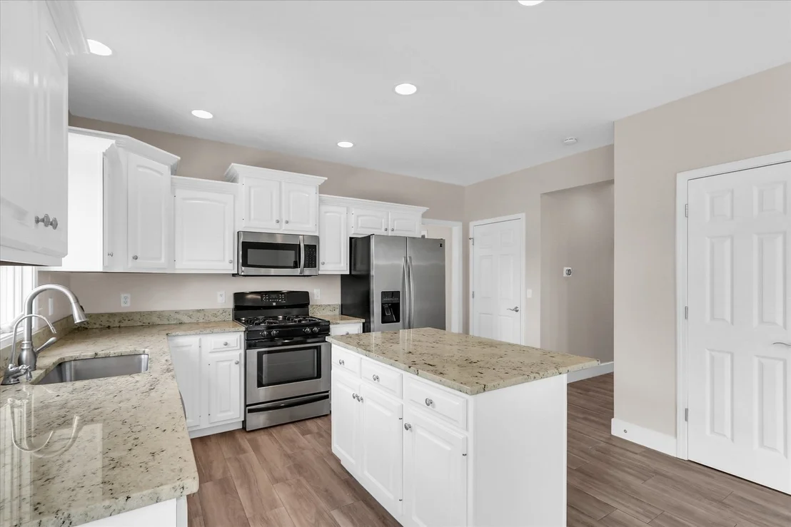 Photo of 2413 Stricker Lane