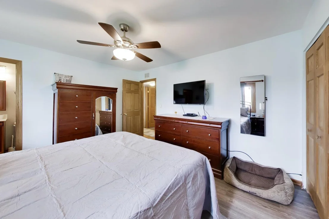 Photo of 650 Nassau Drive