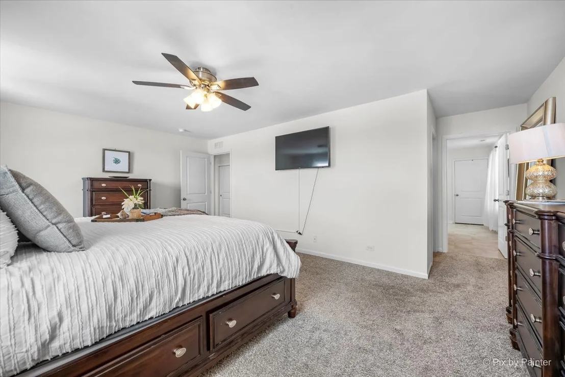 Photo of 1482 Hollow Tree Lane